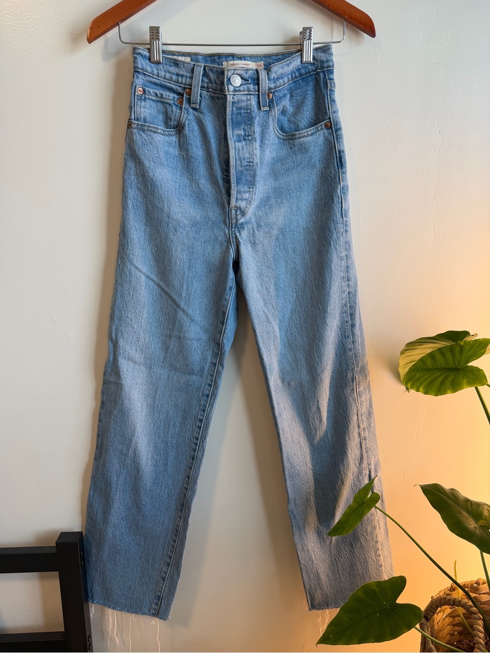 Levi's Ribcage Straight Jeans 24